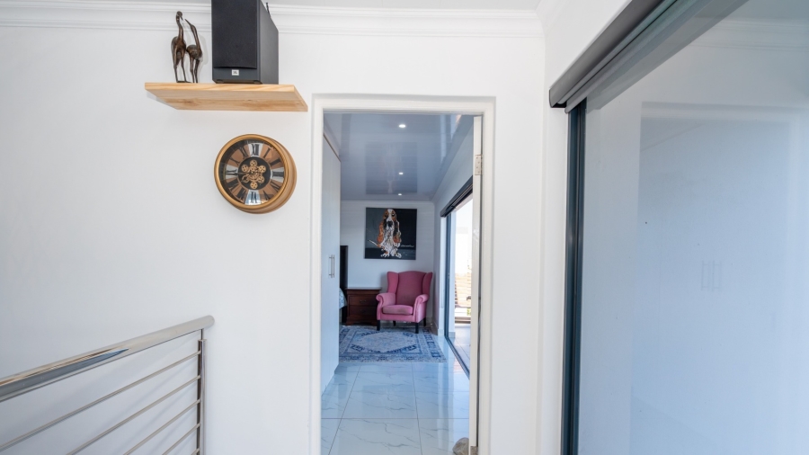 4 Bedroom Property for Sale in Shelley Point Western Cape